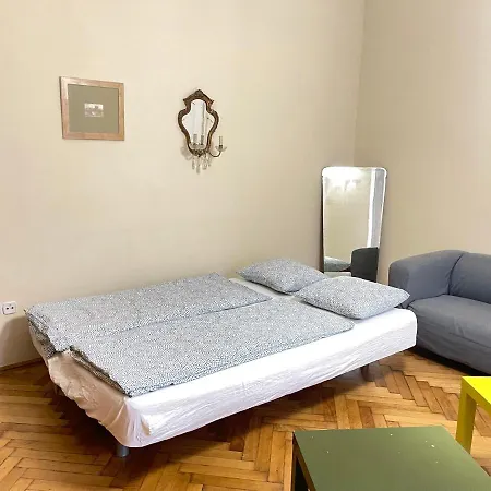 Comfy Residency